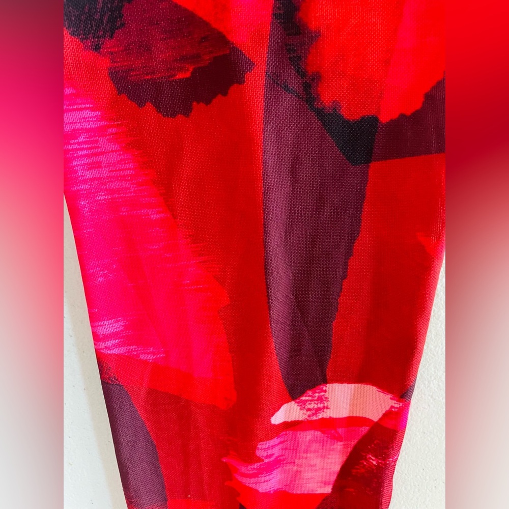 ELOQUI Full Length Red Abstract Stretch Mesh Gloves - Picture 6 of 11